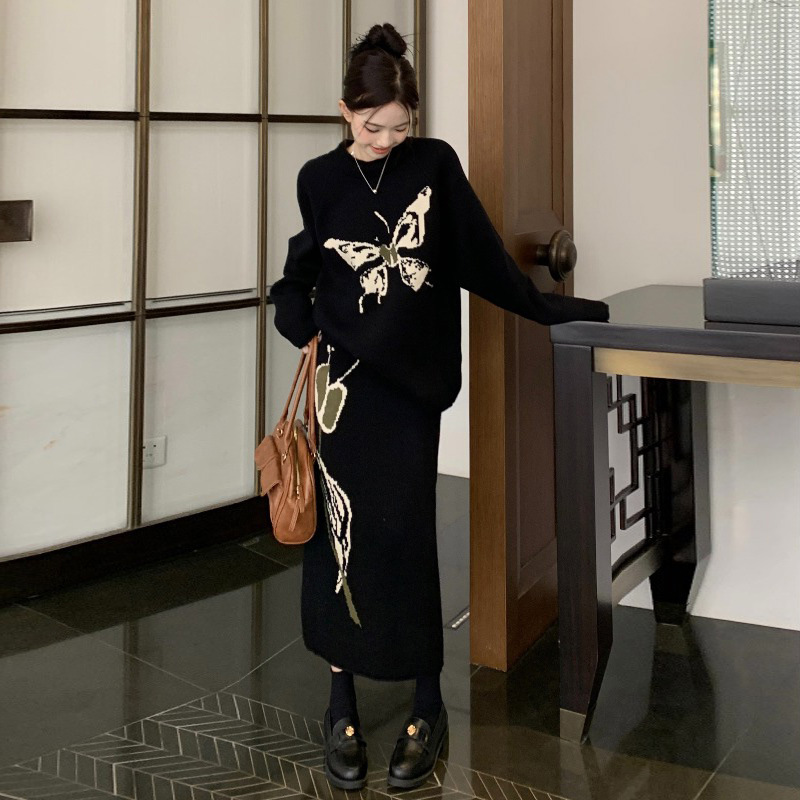 孕期穿搭2025秋冬国风新中式蝴蝶卷边套头针织毛衣半身裙两件套装|undefined