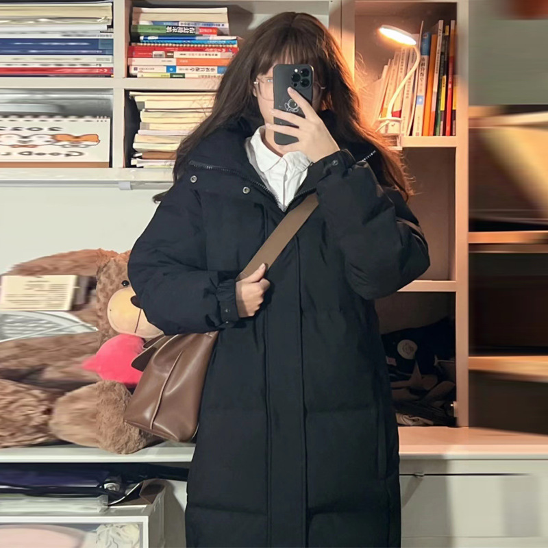 두꺼운 검정색