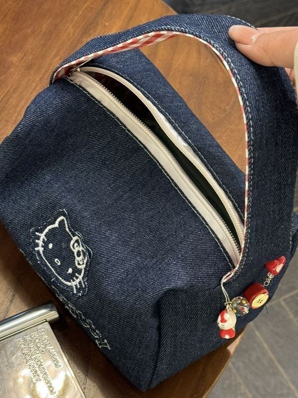 ins かわいい新しい刺繍キティデニム通勤バッグポータブル収納外出大容量コントラストカラーハンドバッグ|undefined