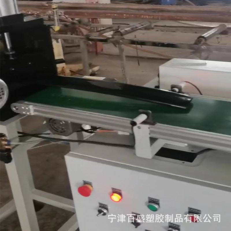 无动力滚筒穿管机 聚氨酯胶皮穿管机 黑色聚氨酯套胶