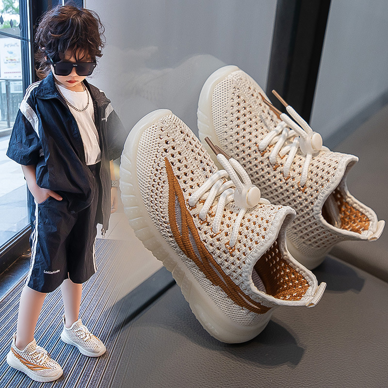 Calzado deportivo para niños, zapatos para niñas, verano 2025 nuevos zapatos blancos, rendimiento de malla transpirable, zapatos de malla de coco para niñas