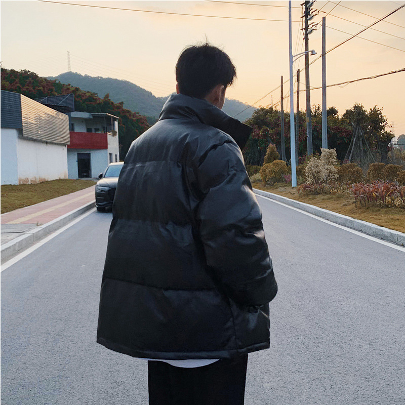 Abrigo de algodón acolchado de invierno para hombres japoneses collar de pie PU abrigo de cuero otoño e invierno abrigo de pan coreano ins abrigo suelto de algodón acolchado ropa de hombre