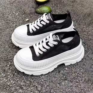 Mesh Mcqueen Sneakers 2025 New Summer Thick-Soled Height-Increasing Korean Versatile Canvas White Sneakers for Small People
