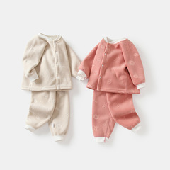 嬰兒加絨套裝秋冬季保暖新生兒衣服寶寶加厚內衣無骨高腰護肚分體
