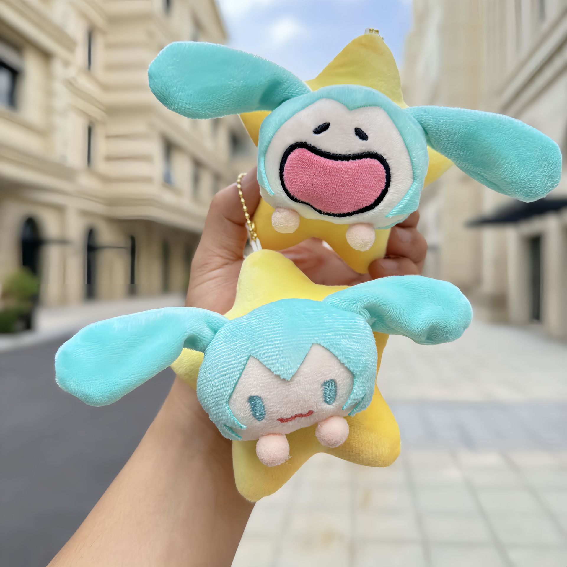 網紅初音未來毛絨玩偶公仔掛件可愛星星小音玩偶包包鑰匙扣掛飾
