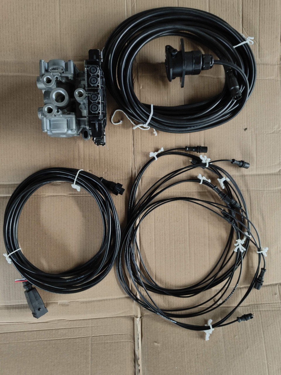 威伯科WABCO ABS4005000880 4005000810 4005000710   4005000700