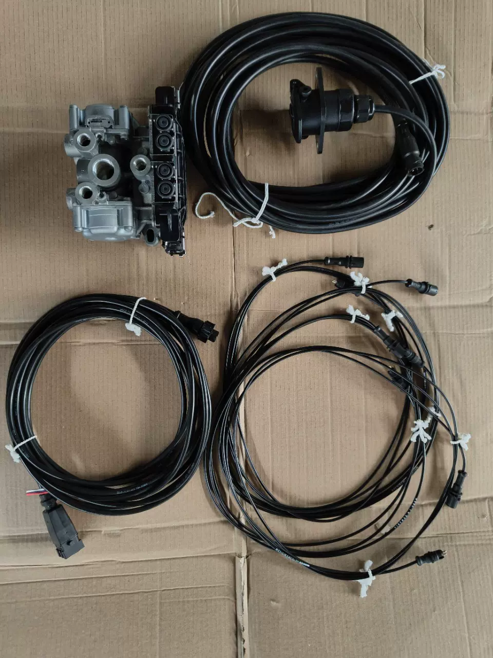 WABCO ABS4005000880 4005000810 4005001010 4005000700全自动