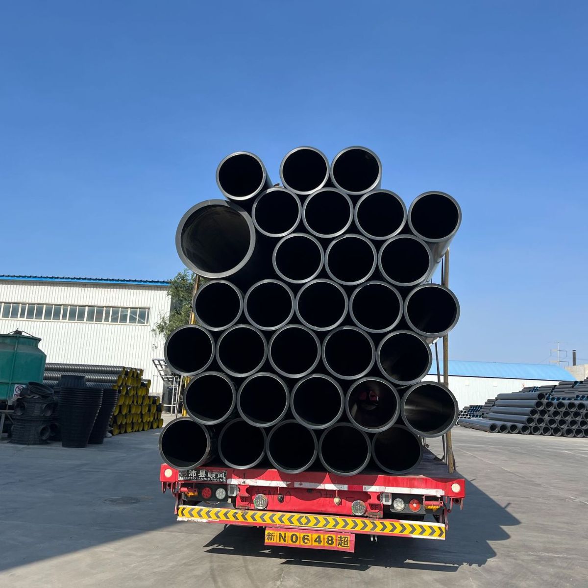 160pe塑料饮用水管一米23.33元 壁厚14.6mm 公称压力1.6Mpa