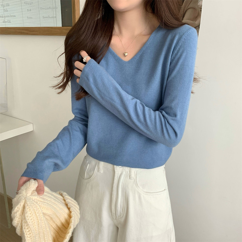 Relaxed V-Neck Casual Loose Knit Sweater for Women, Autumn and Winter Soft Base Top, Long-Sleeve Inner Wear, Versatile Sweater