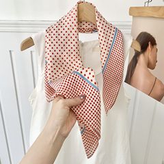 70*70 水玉模様の小さな正方形のスカーフ女性のための春と夏の新しい韓国スタイルの多用途日焼け止めネックスカーフファッションターバンシルクスカーフ
