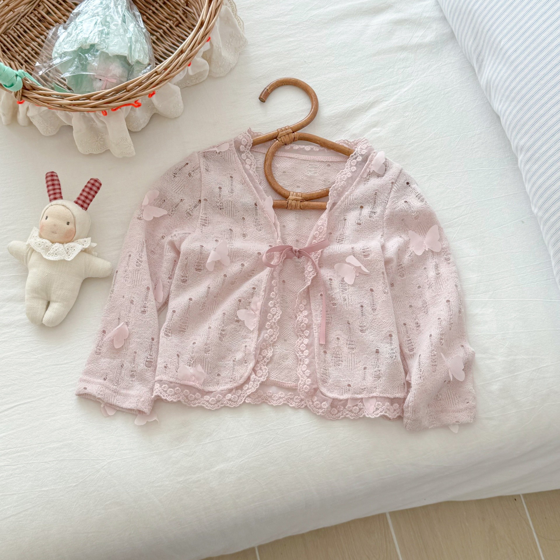 Limón salado siete verano bebé virgen bebé malla hueca encaje rebeca manga larga estilo ligero todo fósforo chaqueta pequeña marea