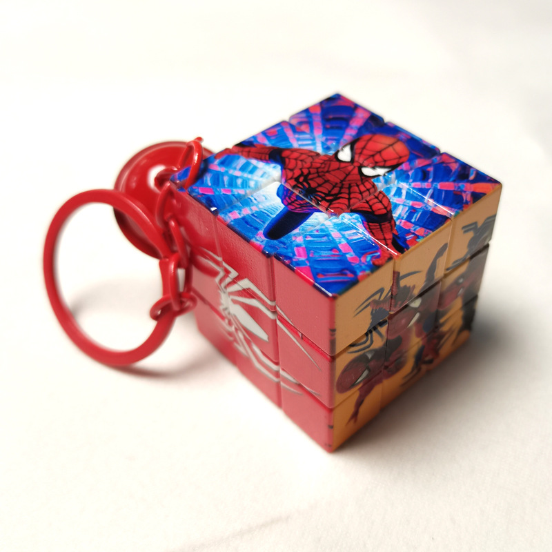 蜘蛛侠小魔方魔方小挂件精品店稀奇古怪立体迷你钥匙扣批发娃娃机