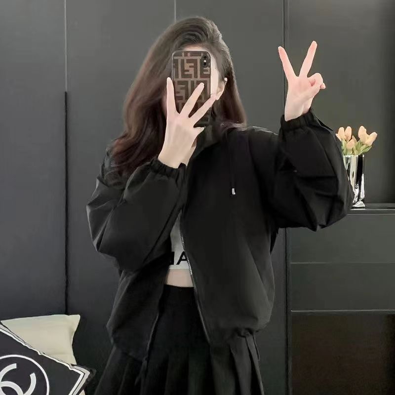 纯色短款连帽冲锋衣外套女春秋季新款简约时尚宽松休闲夹克上衣潮|undefined