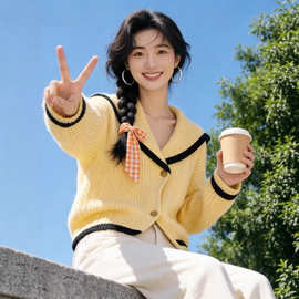 韩系穿搭气质毛衣外套冬季新款设计感大翻领撞色针织开衫上衣外穿