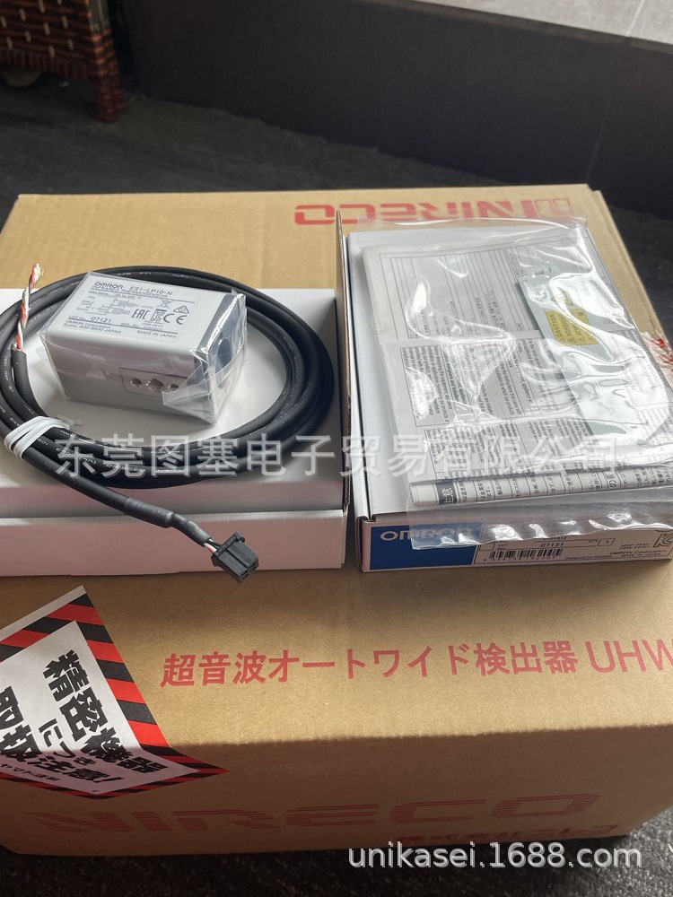 OMRON欧姆龙传感器ES1-LW50-300已经停产,替代型号是ES1-LW50-N