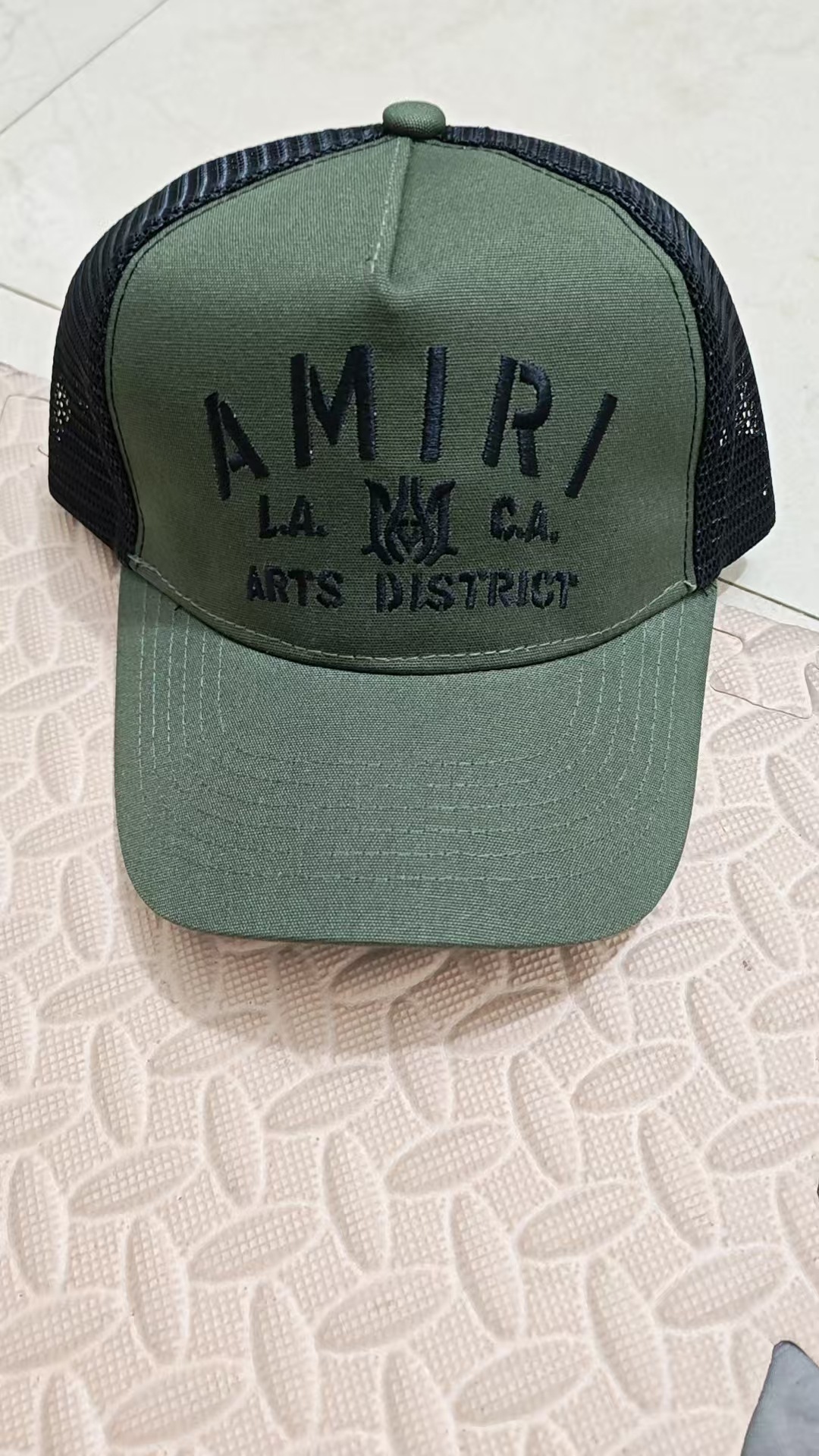AMIRI estilo de calle para hombres y mujeres con el mismo sombrero de béisbol tendencia de protección solar sombrero de béisbol bordado de verano un cabello