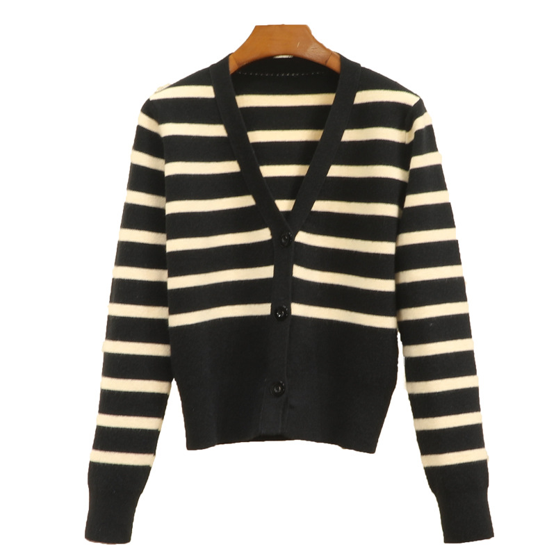 2023 spring and autumn new knitwear women's short top slim to wear a V-neck striped sweater cardigan coat