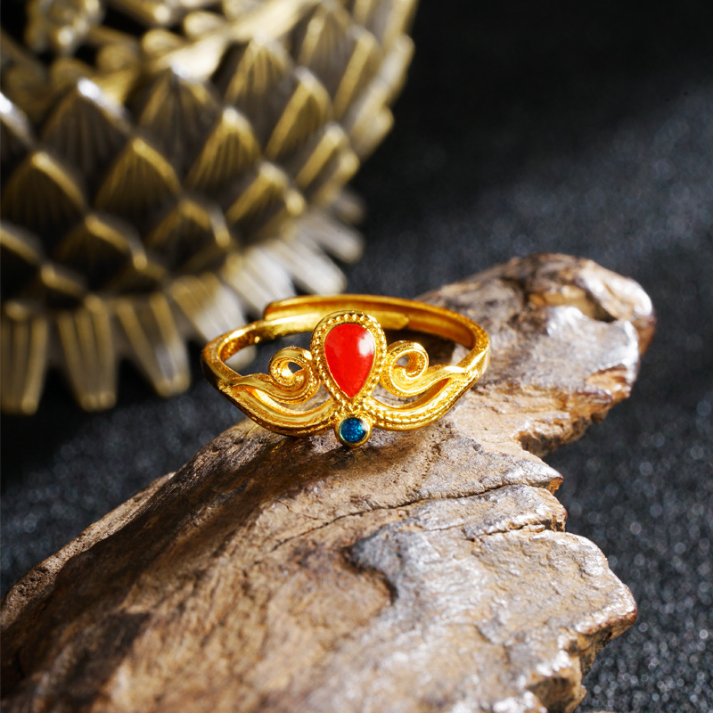 Anillo de corona de oro de lujo ligero de palacio de Vietnam no se desvanecerá durante mucho tiempo simple y versátil fuente de alta calidad al por mayor
