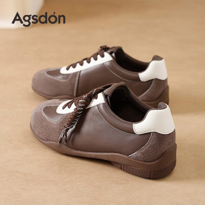 Zapatos de entrenamiento marrón Augu Shi Deng de entrenamiento para mujeres 2025 nuevo otoño con suela gruesa retro ballet Gump zapatos deportivos de mujer moda