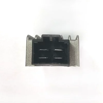 Motorcycle half wave voltage electronic regulator