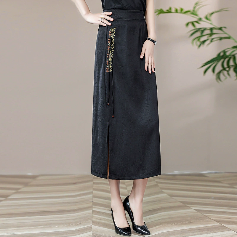 [Сян] 2024 летний новый средний и пожилой мама большой размер женская модная юбка с вышивкой