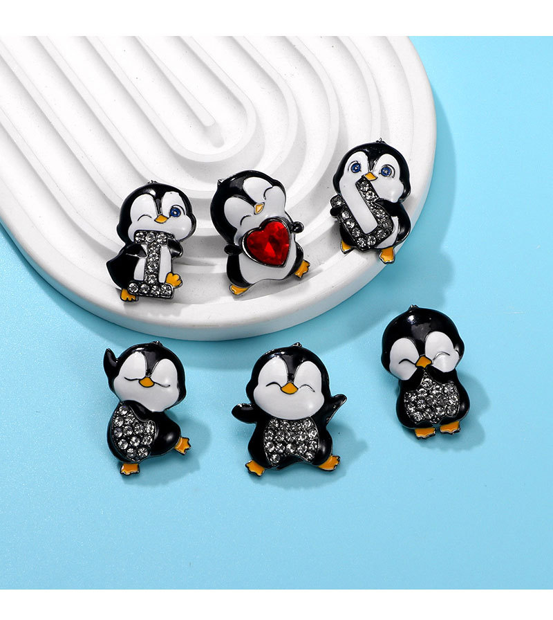 Alloy Material Cute Pin Penguin Alloy Enamel Unisex Brooches
