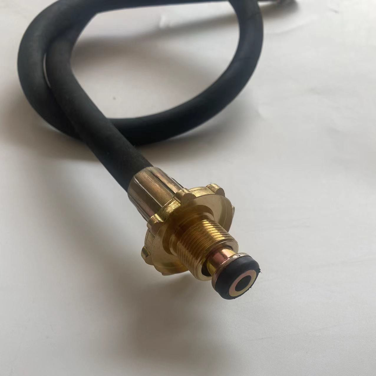 厂家供应外编棉线耐腐蚀液化气管煤气管 灶具燃气管石油液化气管