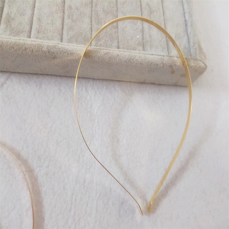 Diadema de cáñamo dorado plateado giro exquisito anillo de cabeza de hierro galvanizado en bruto metal 5MM diadema de tablero ligero