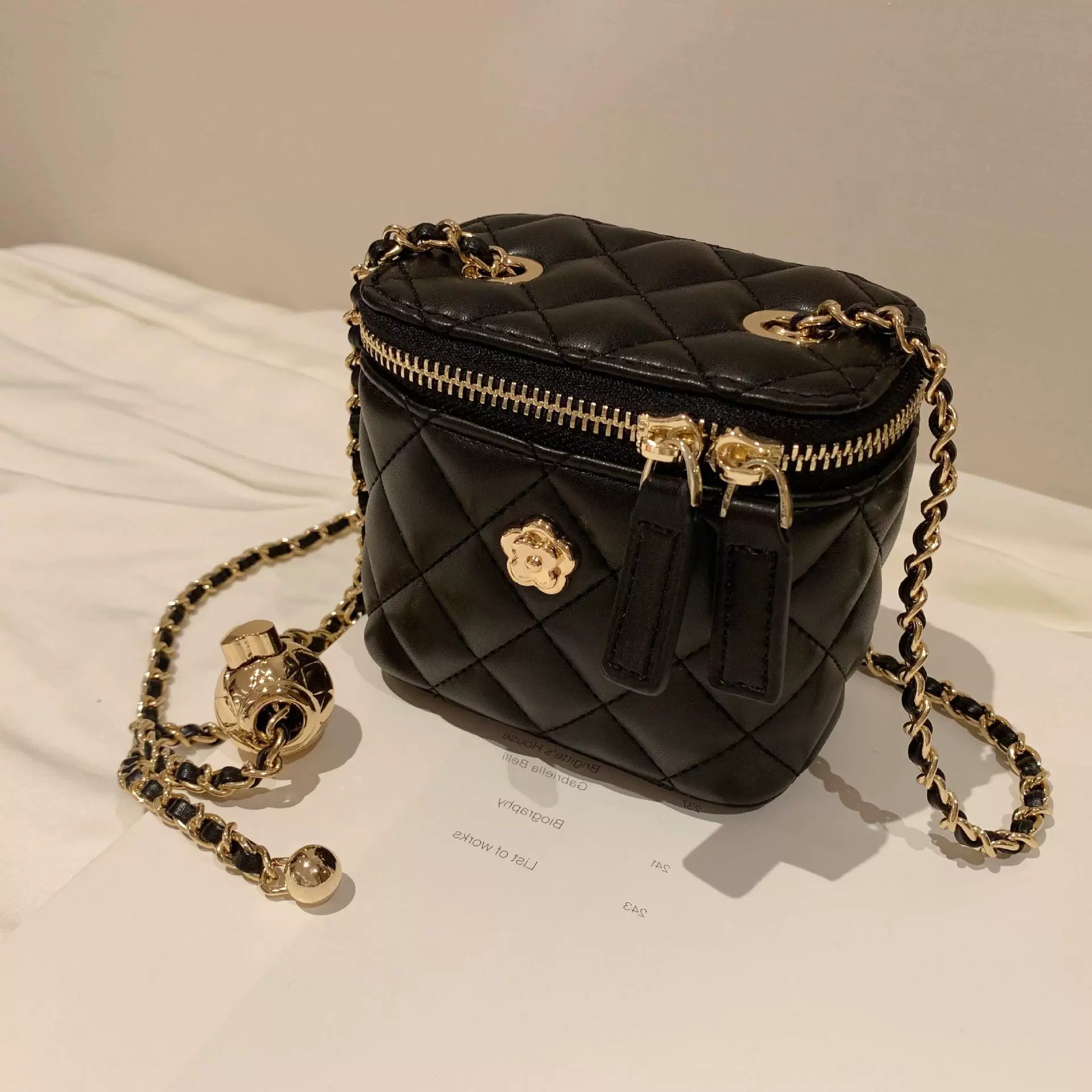 Mountain tea with diamond pattern, box, small small bag, one-shoulder bag, chain bag
