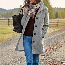 连衣裙;时尚休闲套装;女式T恤