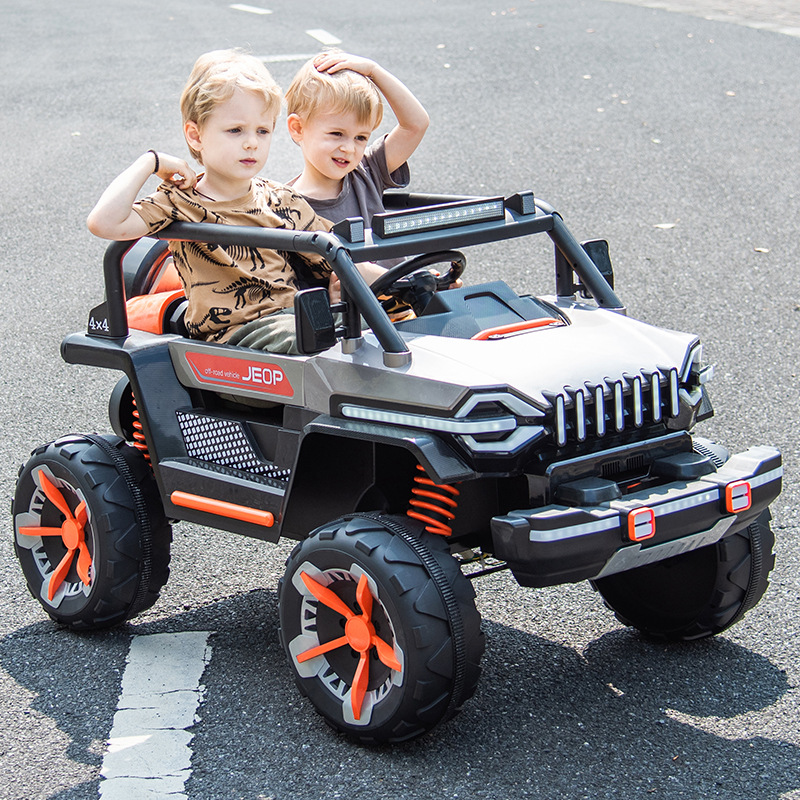 Coche de control remoto de juguete eléctrico de cuatro ruedas todoterreno para niños nuevos puede sentarse bebé adulto coche de juguete recargable Carro de bebé