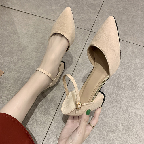 2024 Spring and Summer New French Black High Heels Women's Thick Heel Hollow Fashion Professional One-Buckle Mid-Heel Single Shoes Autumn