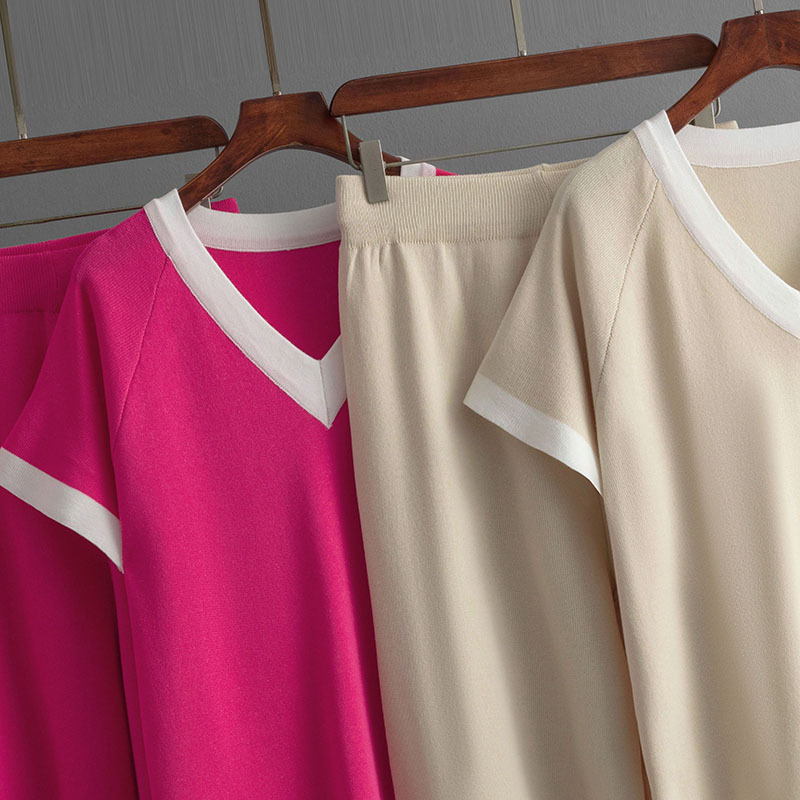 529g Weight Three-Quarter Sleeve Sleeve Length Ice Silk, Viscose fiber Fabric Type Leisure Suit Sets Type Casual, Indoor, Outdoor, Daily Occasion V Neck Neckline Contrast Binding Function Regular Fit Fit Type Color Block Pattern Summer, Spring Season Women's Gender Casual, Simple Style Style Casual Indoor Outdoor Women's Casual Simple Style Color Block Ice Silk Viscose Fiber Leisure Suit Pants Sets 3