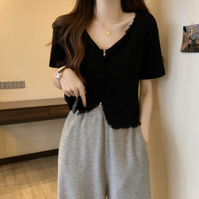 Xiaoxiangfeng Vネックカーディガントップ女性の夏の新しい大きいサイズ少し太ったmmスリムハイエンドフレンチショートシャツ|undefined