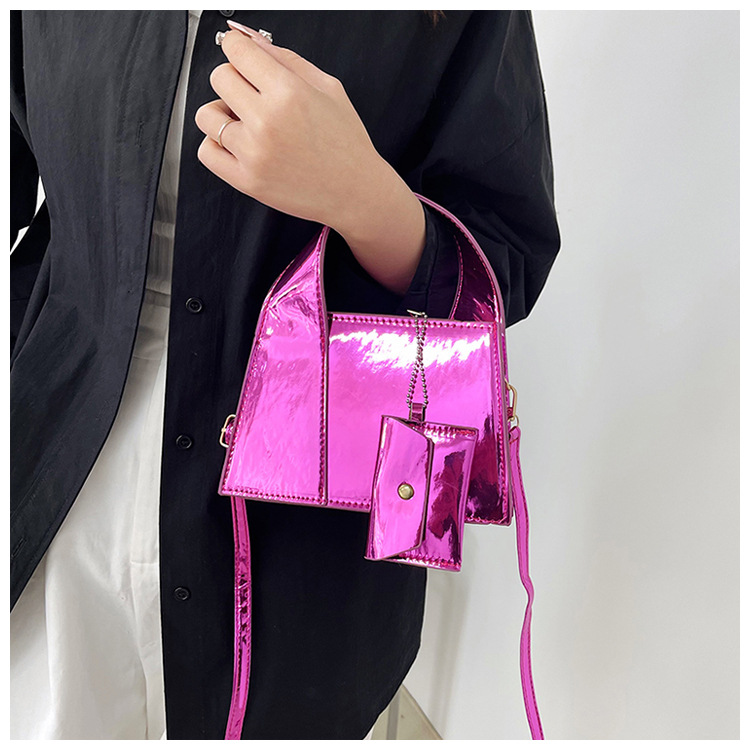 384g Weight Zipper Closure Type Single Shoulder Strap, Top Handle Strap Type Crossbody Bag Bags Type Daily Occasion Pu Leather Material Solid Color Pattern All Seasons Season Women's Gender Classic Style Style Square Shape Small Size Women's Small Pu Leather Solid Color Classic Style Square Zipper Crossbody Bag 无