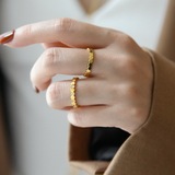Золотое модное универсальное брендовое кольцо, легкий роскошный стиль, простой и элегантный дизайн, не выцветает