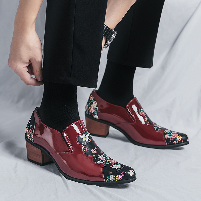 Botas de hombre puntiagudas de tacón alto de talla grande transfronteriza para hombres Doudou con pies de otoño e invierno Zapatos perezosos de un solo pedal de la marca coreana