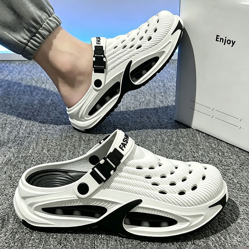 Detachable Clogs for Men, Summer Non-Slip Outdoor Water Shoes, Beach Closed-Toe Eva Sandals with a Soft Feel Detachable Clogs for Men, Summer Non-Slip Outdoor Water Shoes, Beach Closed-Toe Eva Sandals with a Soft Feel