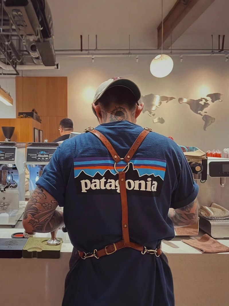 天井パタ アウトドア 半袖 Tシャツ 男女兼用 クラシック P-6 マウンテンプリント 万能 240g カップルスタイル