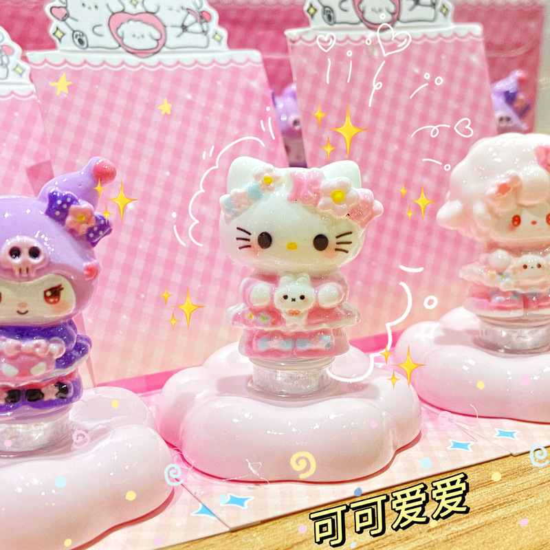 Cartoon Family Spinning Ornaments, Popular Cute Designs, Creative Spinning Desktop and Car Ornaments, Gifts for Elementary School Students
