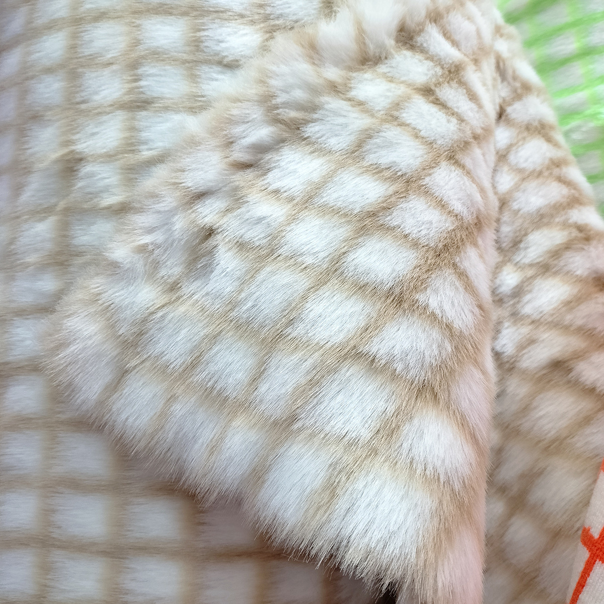 大兔毛印花棋盘格子高档毛料批发玩具鞋帽背景柜台用布獭兔毛提花