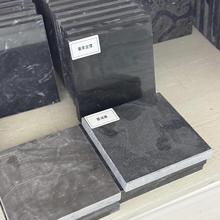 �ڰ׸���ɫ����ʯ�Ӱ��Ŀ�����И��͘���Ȼʯ��С�K