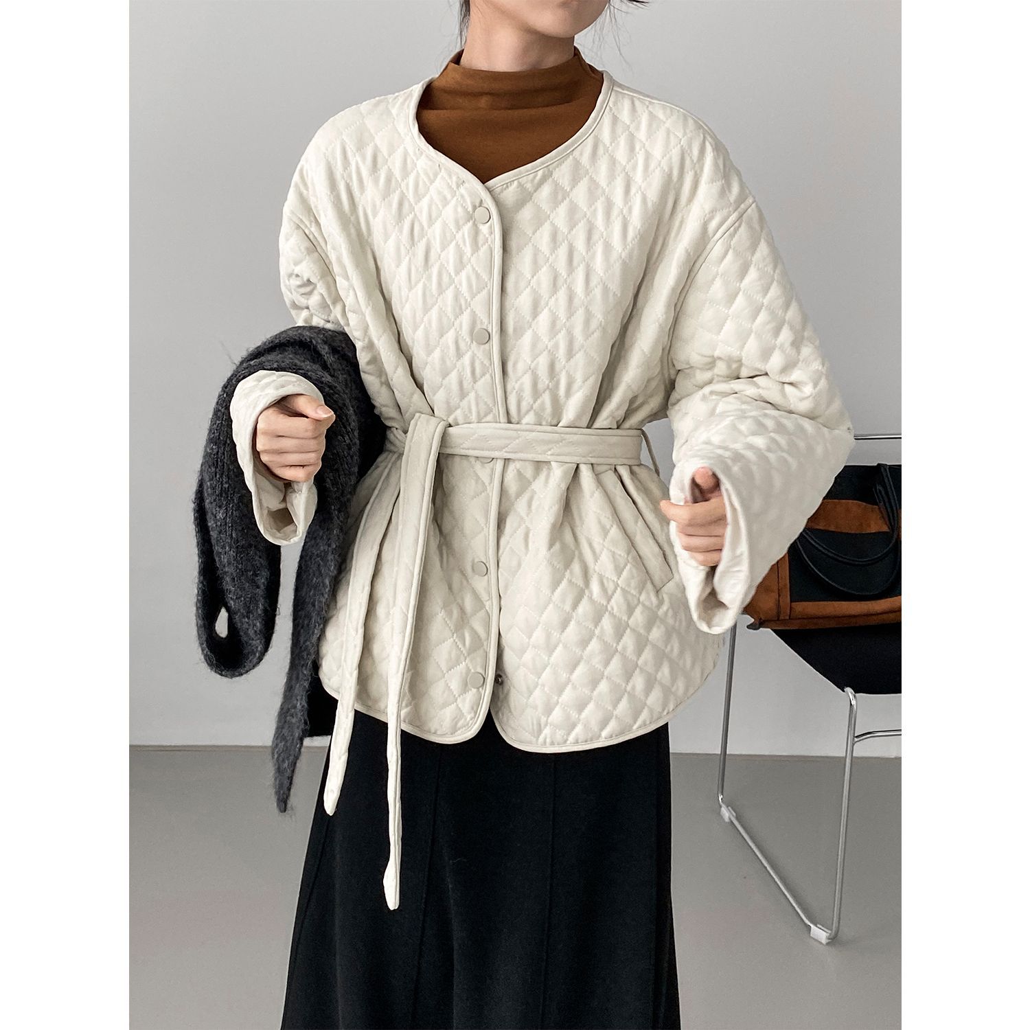 那末初冬小暖炉~韩系气质菱格棉衣女圆领宽松绑带收腰棉服6160