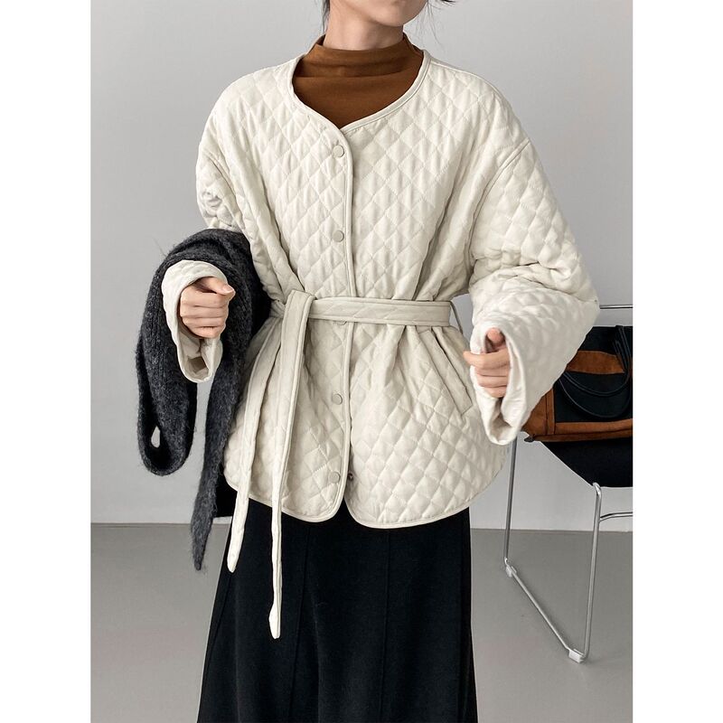 That's the Beginning of Winter Small Heater~ Korean Style Quilted Cotton Coat for Women with Round Neck, Loose Straps and Waist-Cinching Cotton Coat 6160 That's the Beginning of Winter Small Heater~ Korean Style Quilted Cotton Coat for Women with Round Neck, Loose Straps and Waist-Cinching Cotton Coat 6160