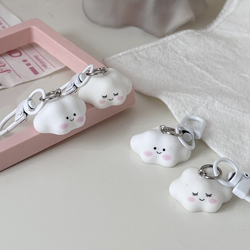 Three-dimensional Cute Cloud Keychain Ins Girl's Heart Soft Cute Blush Cloud Pendant Couple's Best Friend Gift Accessories