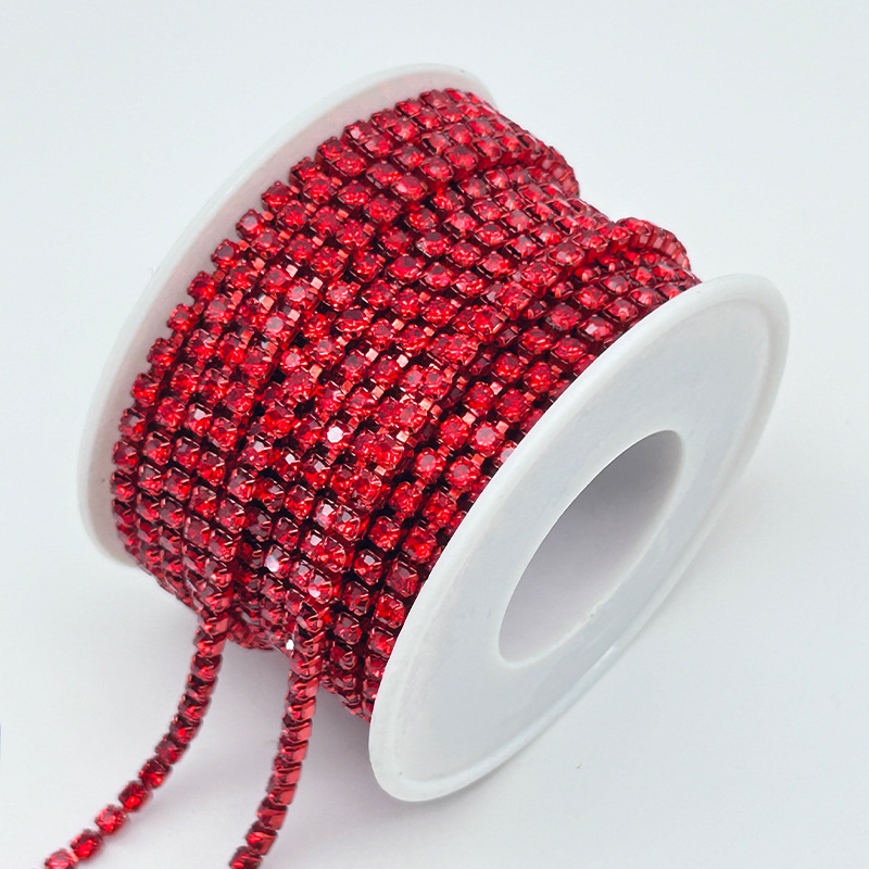 China World A Diamond Rhinestone Cadena de garra Accesorios de joyería de bricolaje Cadena de diamantes de color de garra densa Cadena de diamantes de 3MM Barra de diamantes al por mayor