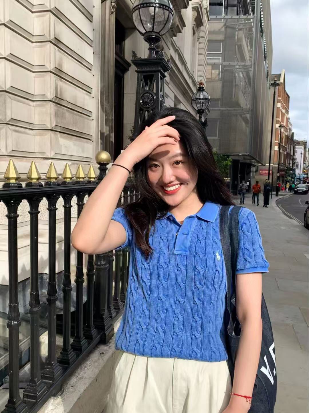 파란색