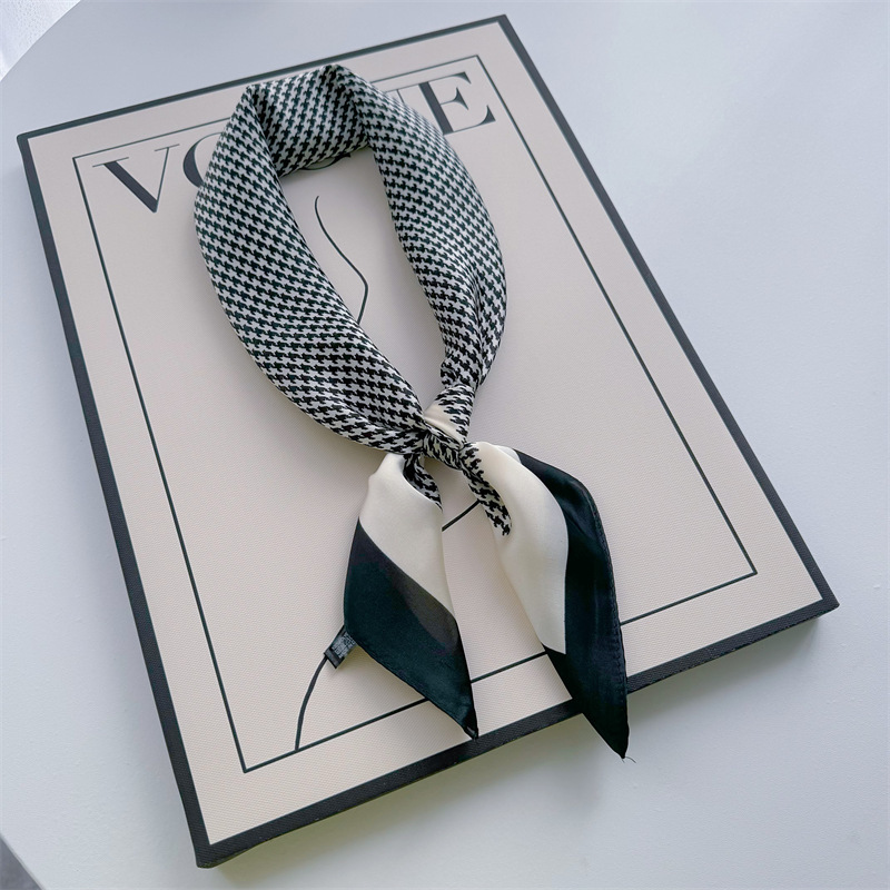 Bufandas de seda para mujeres primavera y otoño bufandas de moda para mujeres bufandas de cuello para maestros y empleados regalos de impresión de lujo ligero