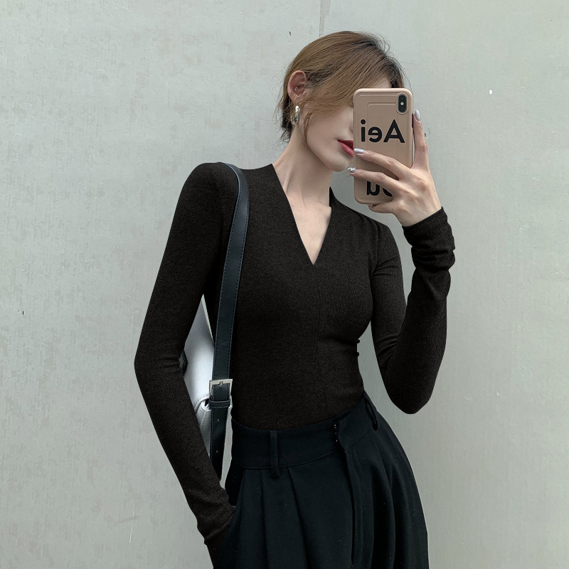 검은색