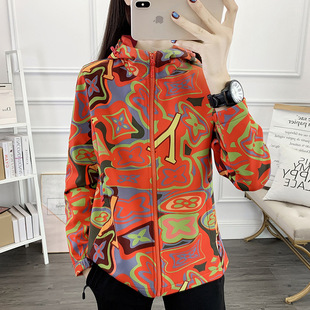 Autumn and Winter Fleece Coat Women's Outdoor Windproof Waterproof fleece-lined Hooded Xizang Travel Integrated Fleece Soft Shell Coat